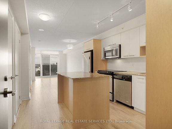 3rd image of 5 Valhalla Inn Rd #808