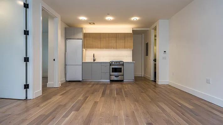 Rented by Nooklyn NYC LLC | media 17