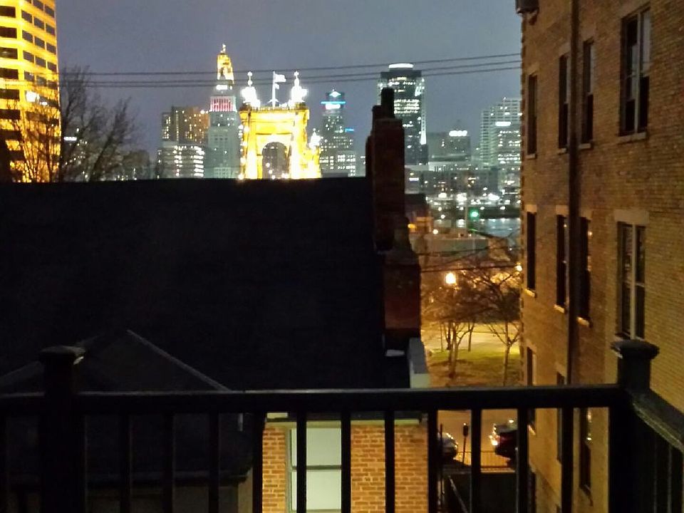 NIght view from large back deck