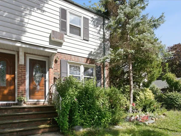 247-41 87th Drive, Bellerose, NY 11426