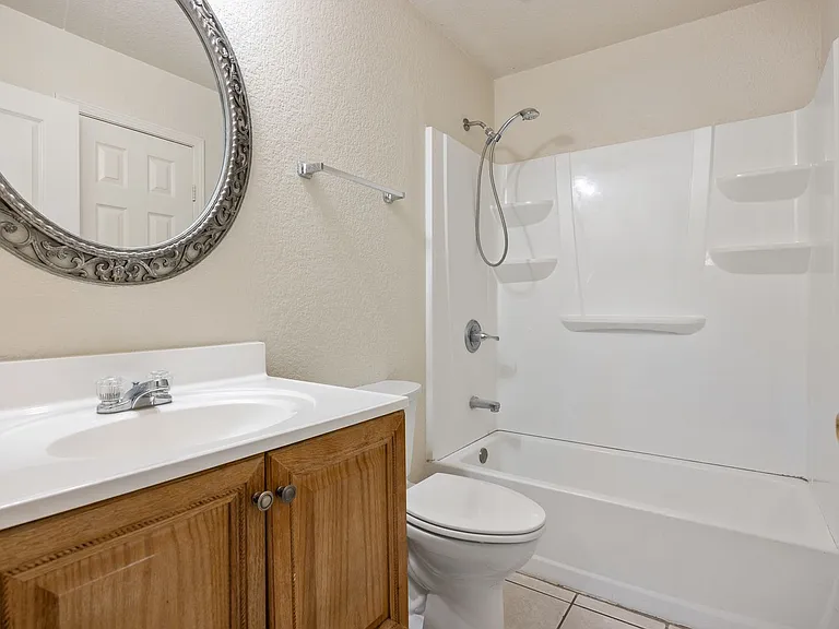21513 Pershing Ave #A — Photo 15