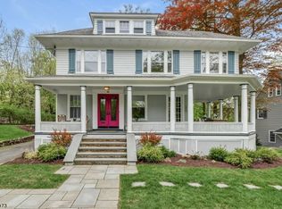 42 Oakland Rd, Maplewood, NJ 07040