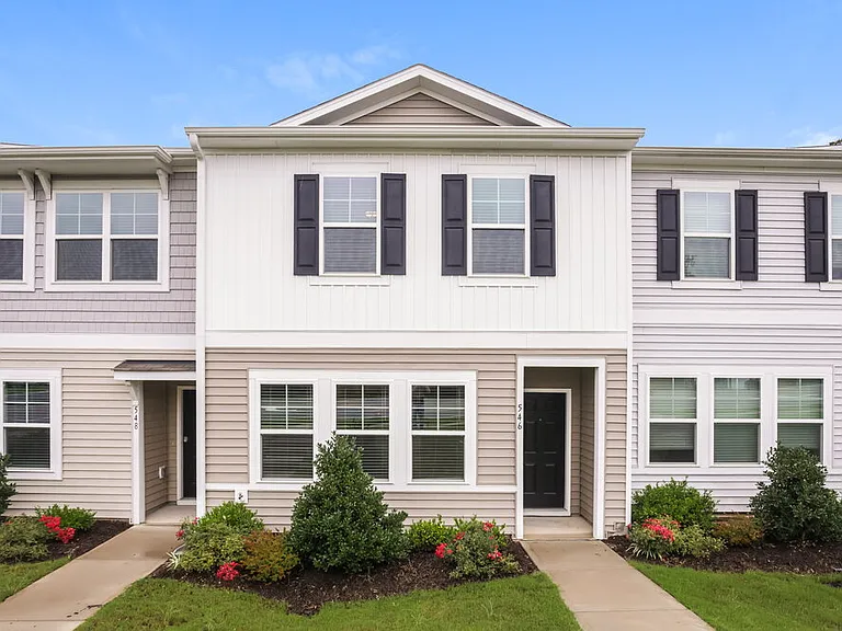 546 Wendell Falls Pkwy — Photo 1