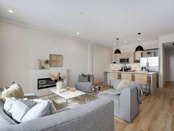 2nd image of 6336 W Belmont Ave #406