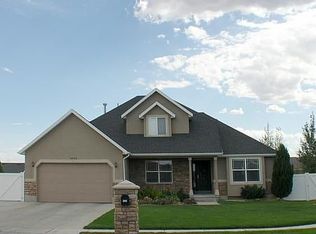 4329 W Country Crossing Ct, South Jordan, UT 84009