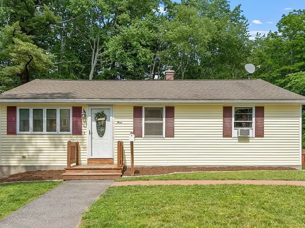 3 Oak Hill Ave, Clinton, MA 01510