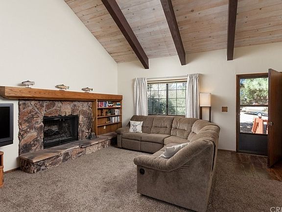 5th image of 1368 Flintridge Ave
