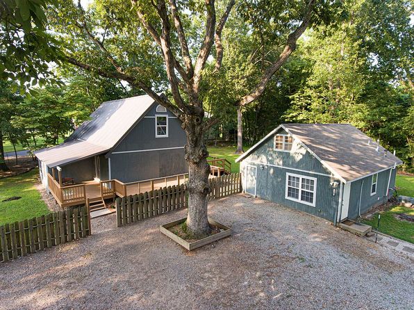 478 Barris Ln