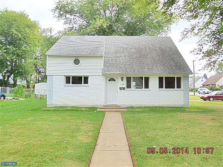 1st image of 1104 E Willow Run Dr