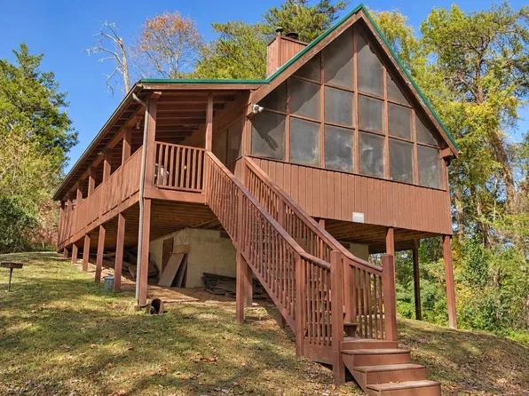 1502 Ridgecrest Dr, Pigeon Forge, TN 37876