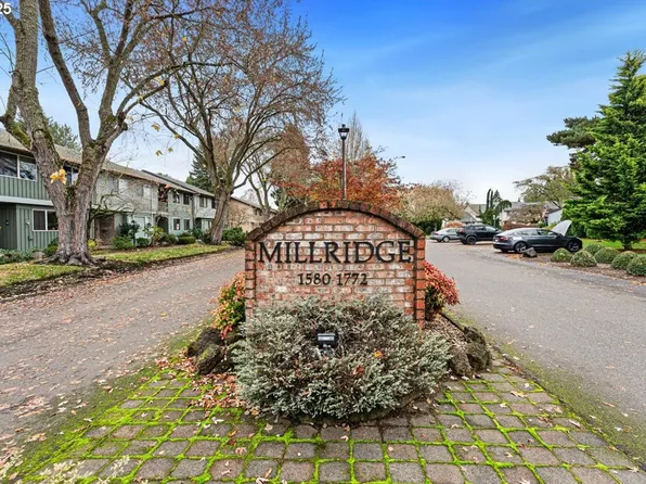 1724 NW 143rd Ave, Portland, OR 97229