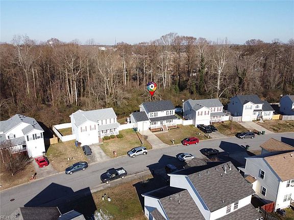 4th image of 1220 Woods Edge Cir