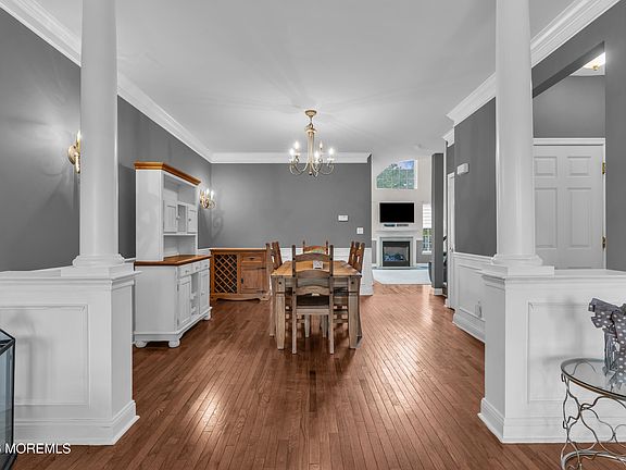 5th image of 217 Brookfield Drive