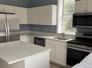 2554 W Diversey Ave #1, Chicago, IL 60618