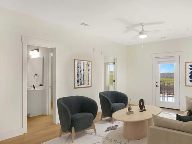 Joy Park Luxury Apartments — Photo 53