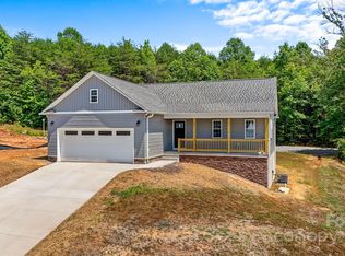 1206 Winter Pl SW, Lenoir, NC 28645