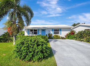 514 SW 16th St, Boynton Beach, FL 33426