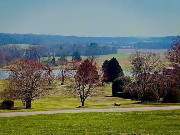 2nd image of 185 Earles Fort Rd