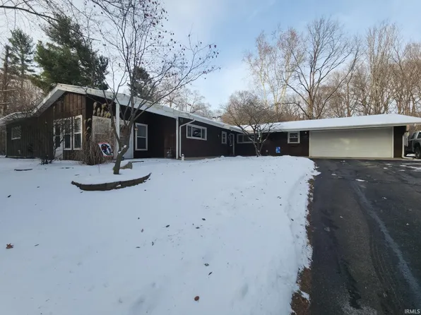 4540 Timber Ln, Logansport, IN 46947