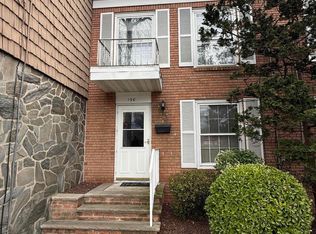 130 Howell Ave, Fords, NJ 08863