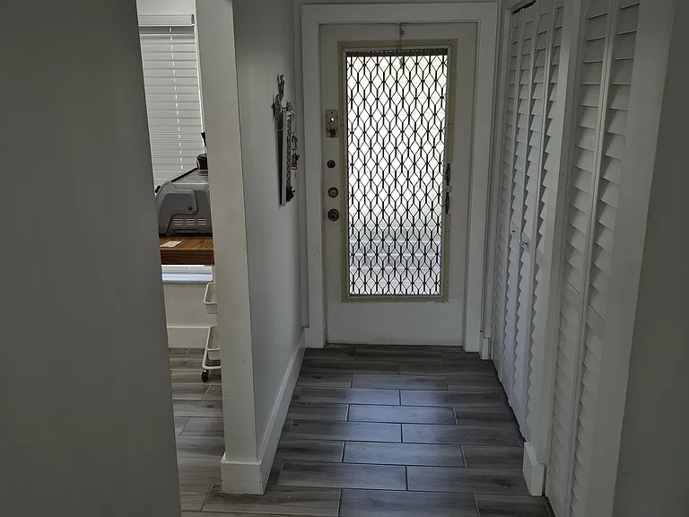 5860 NW 64th Ave #102 — Photo 8