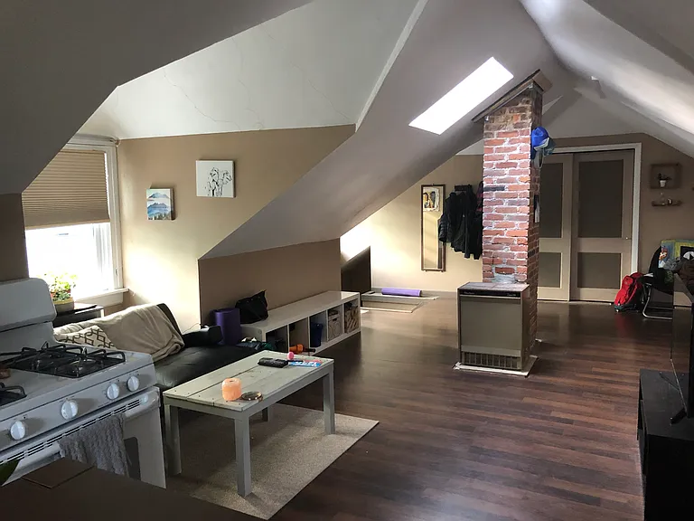 179 Whitman Ave #3 — Photo 11