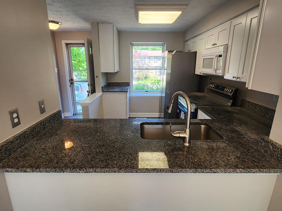 Kitchen (new refrigerator, range, dishwasher)