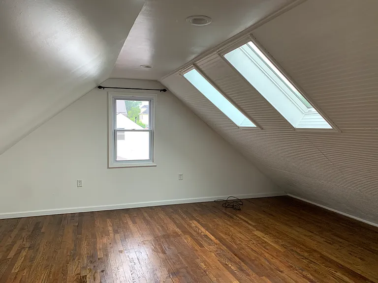 141 Homewood Ave — Photo 24