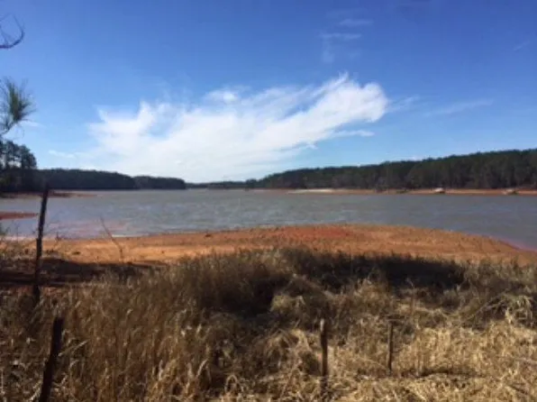 1561 Treasure Cove Rd, Tignall, GA 30668