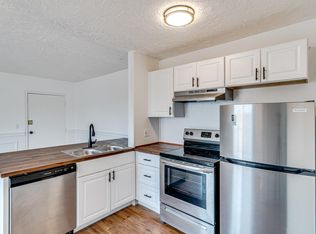 4000 Ledgewood Dr APT 10, Cincinnati, OH 45229