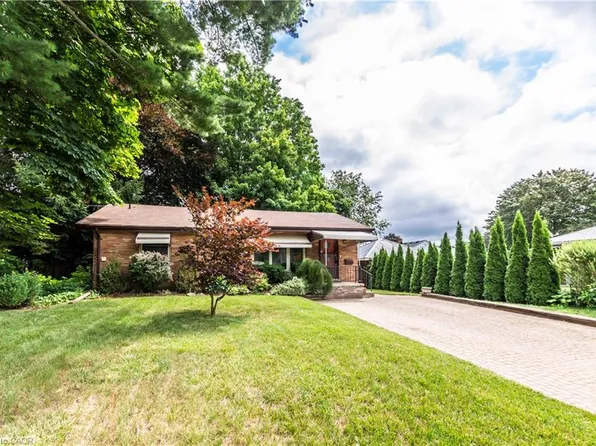 5 Pinehurst Ave, Norfolk County, ON N3Y 3T5