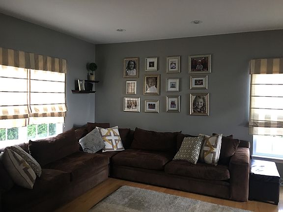 4th image of 5994 Pinehurst Ct