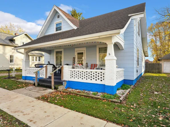 205 W Washington St, Roachdale, IN 46172