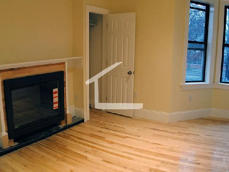 1199 Beacon St #U3 — Photo 11