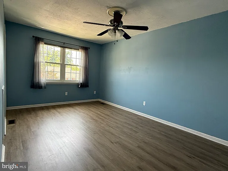 3 Ingrid Ct — Photo 12
