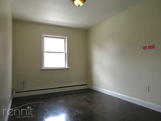 Rented by Rennit Inc. | media 22