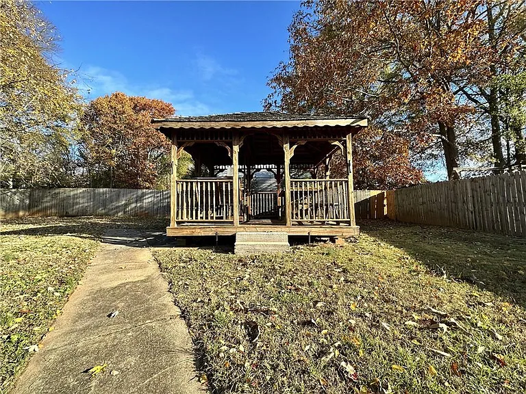 503 Concord Woods Dr SE — Photo 27