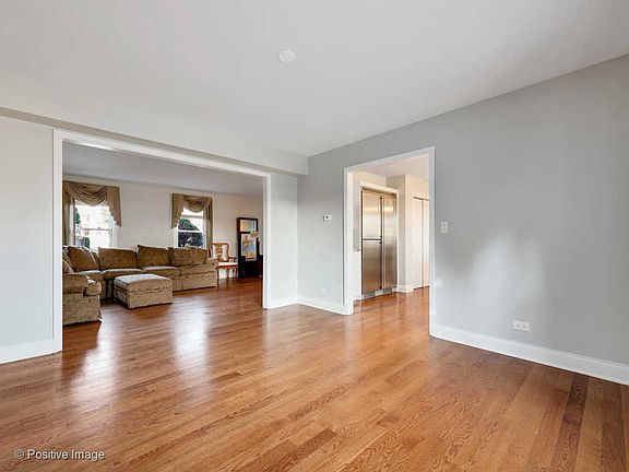 3rd image of 7205 Bentley Ave