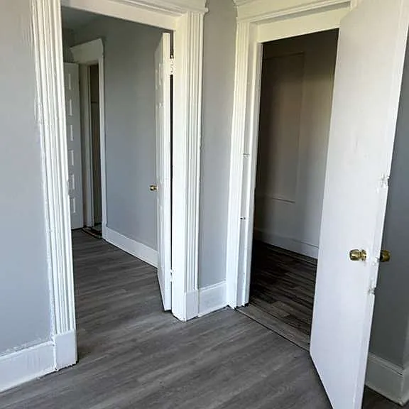 48-50 Mitchell Ave #16 — Photo 5
