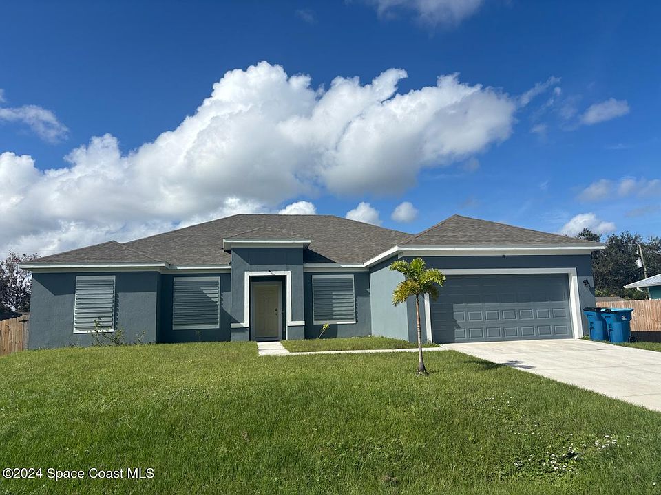 1st image of 647 Airoso Rd SE