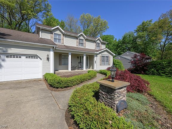 2nd image of 374 Silver Ridge Dr