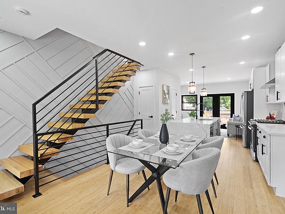 4th image of 5123 8th St NW