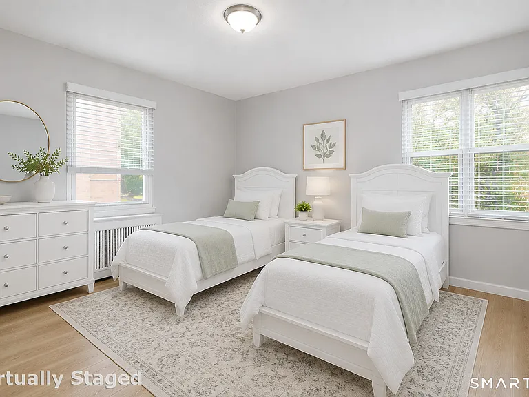 1046 E Main St #4 — Photo 10