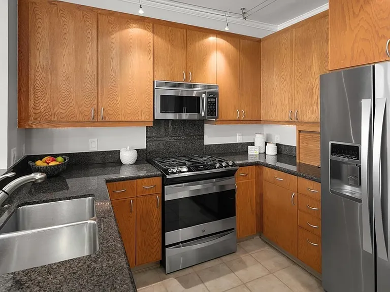 108 2nd Ave S #401 — Photo 11