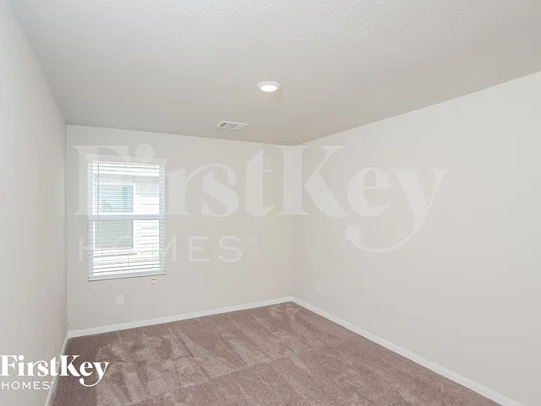 1842 Morse Way — Photo 10