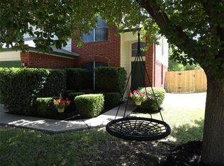 1715 McKenzie St, Round Rock, TX 78664