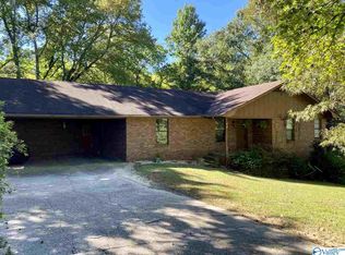 915 Monte Vista Dr, Gadsden, AL 35904