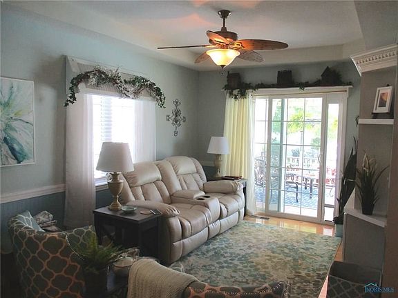 3rd image of 1480 Thershan Dr