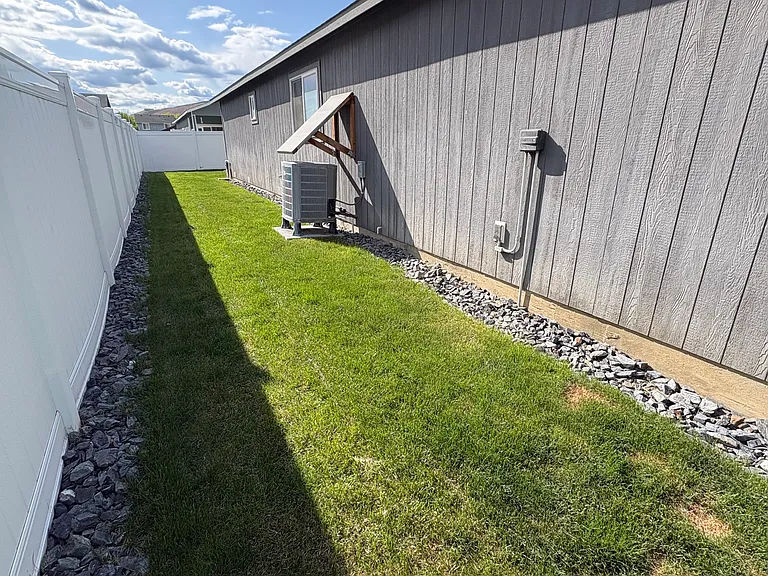 1422 Sally Jean Way — Photo 4