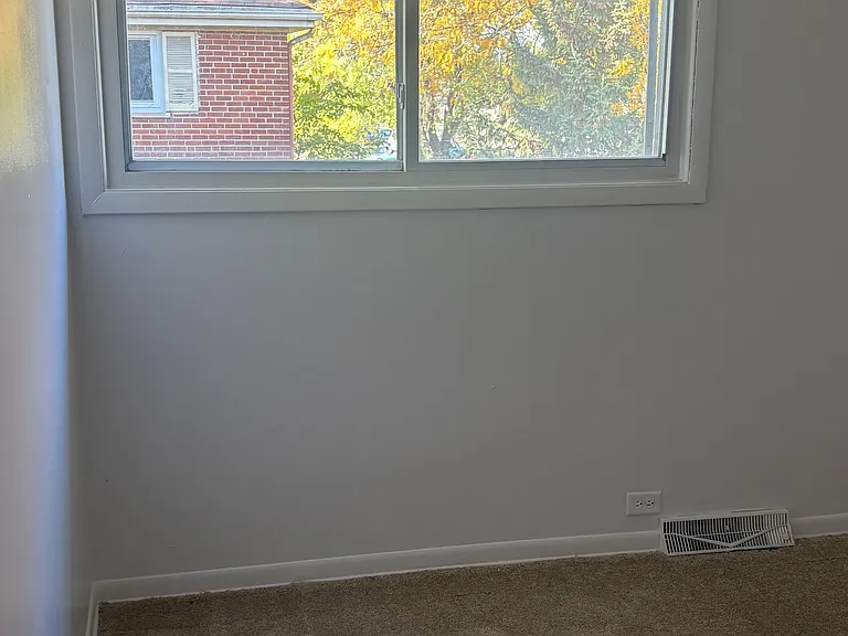 929 W North Ave #A — Photo 16